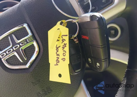 2014 Dodge Journey Sxt z USA, uszkodzony, nr VIN 3C4PDDBGXET168582